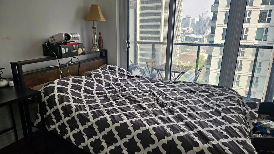 Queen Bed