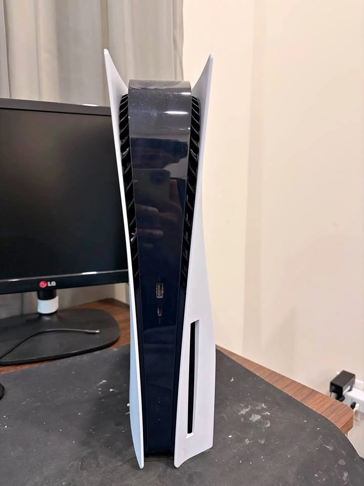 PS5 Disc edition