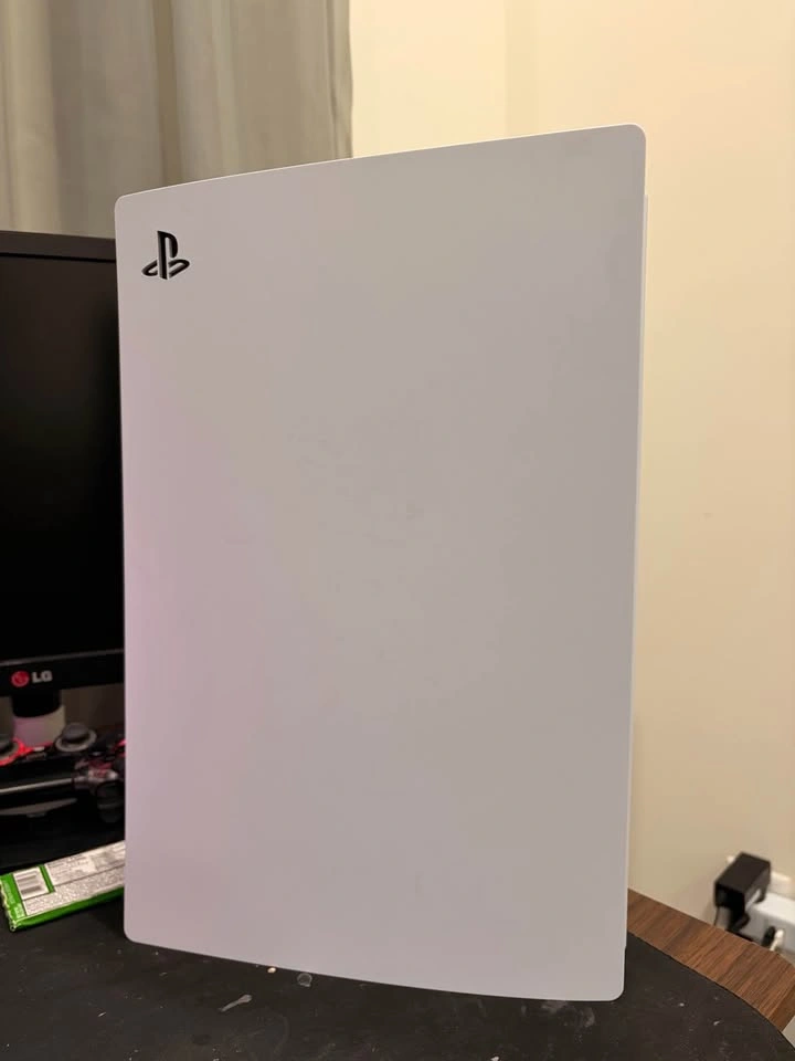 PS5 Disc edition - photo 2