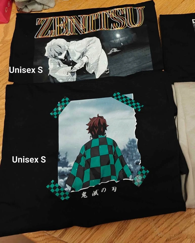 UNIQLO anime shirts (Demon Slayer, Spy x Family) - photo 2