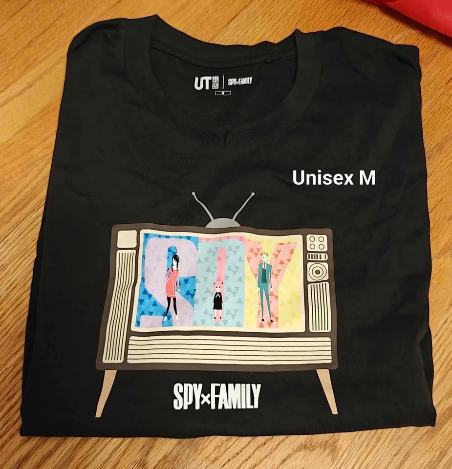 UNIQLO anime shirts (Demon Slayer, Spy x Family) - photo 3