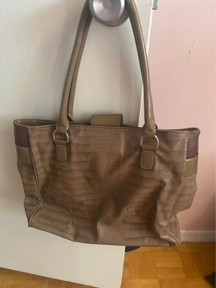 Guess Los Angeles Purse - photo 2