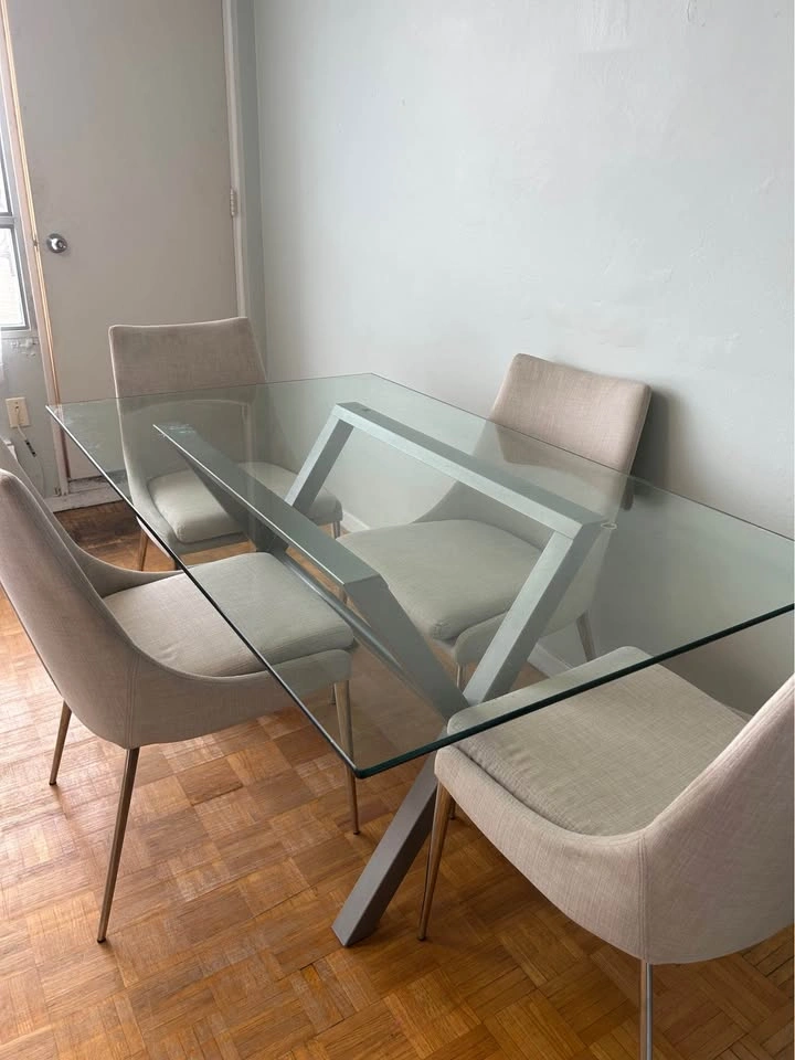 Dining table of 4 - photo 2