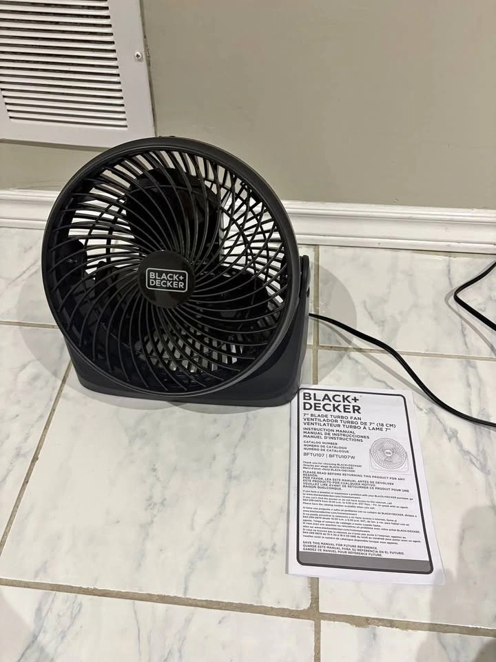 BLACK+DECKER 7" Turbo Fan BFTU107 - New Open Box