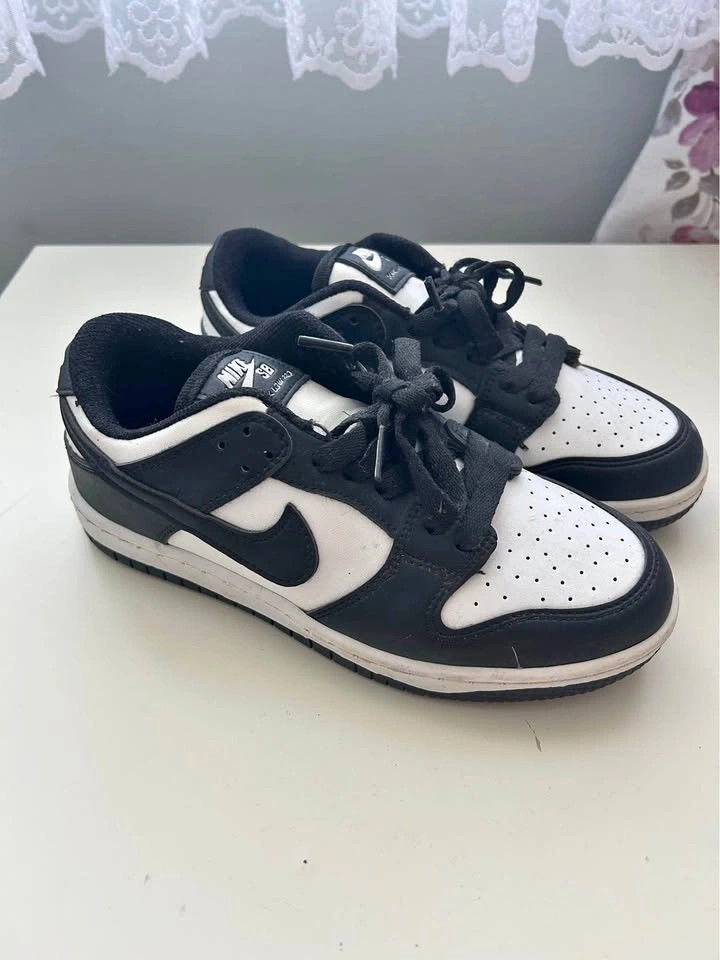 Panda Dunks (Size EUR 37)
