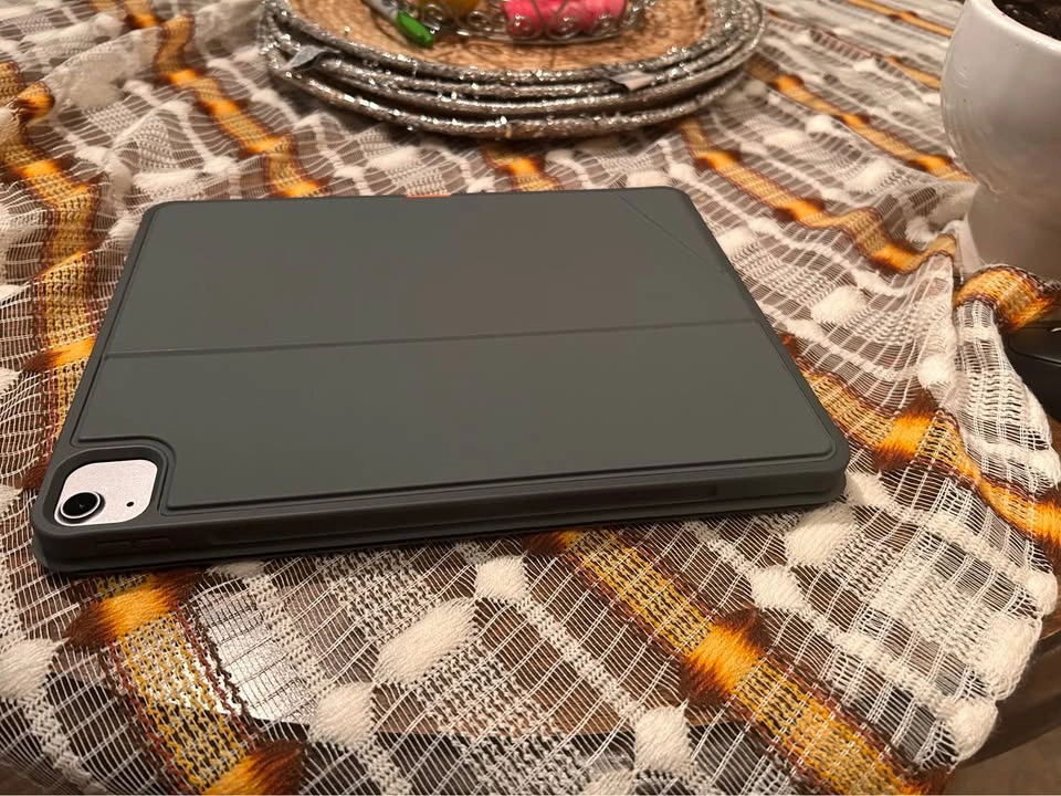 New iPad Air 13” M4 + accessories - photo 4