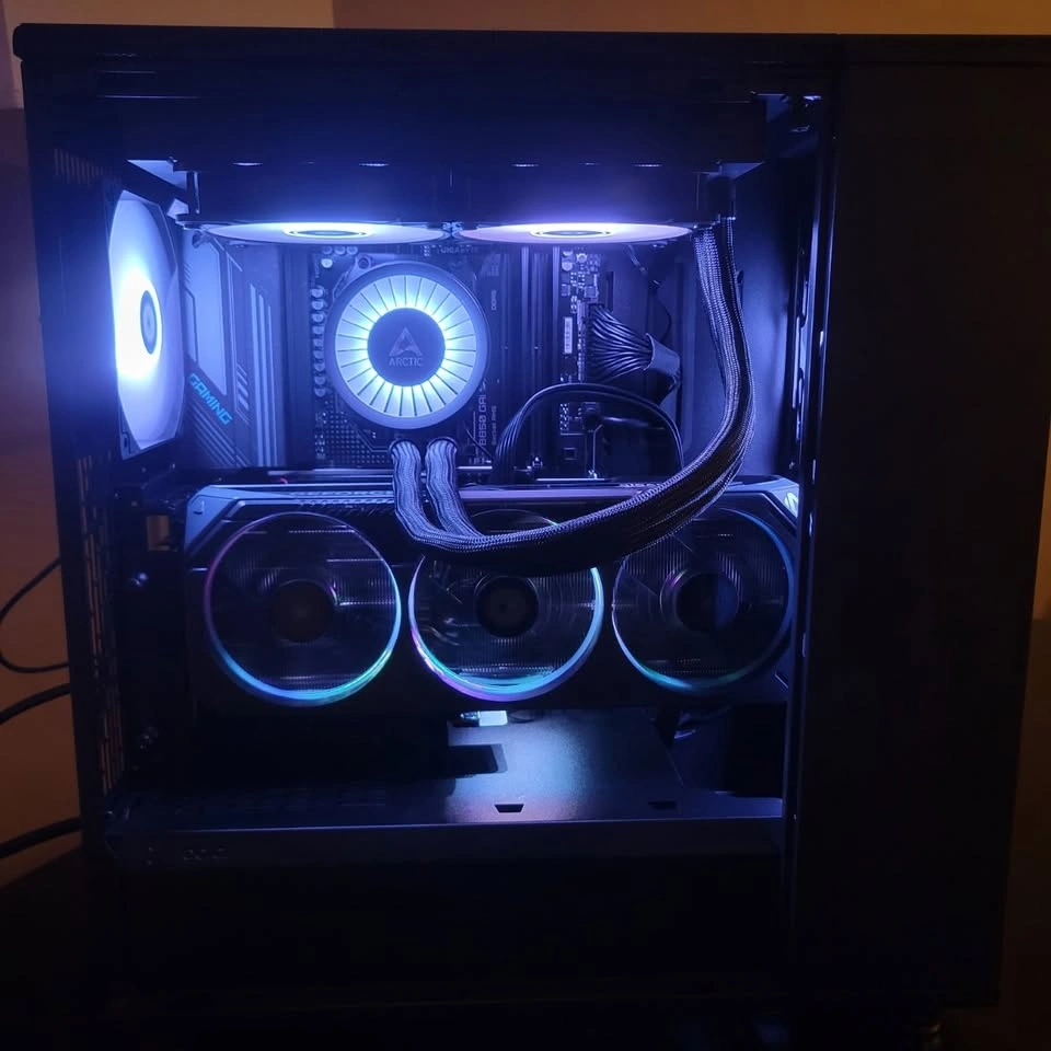 Ryzen 5-7600X3D | RTX 5070 | Gaming/Streaming PC - photo 5