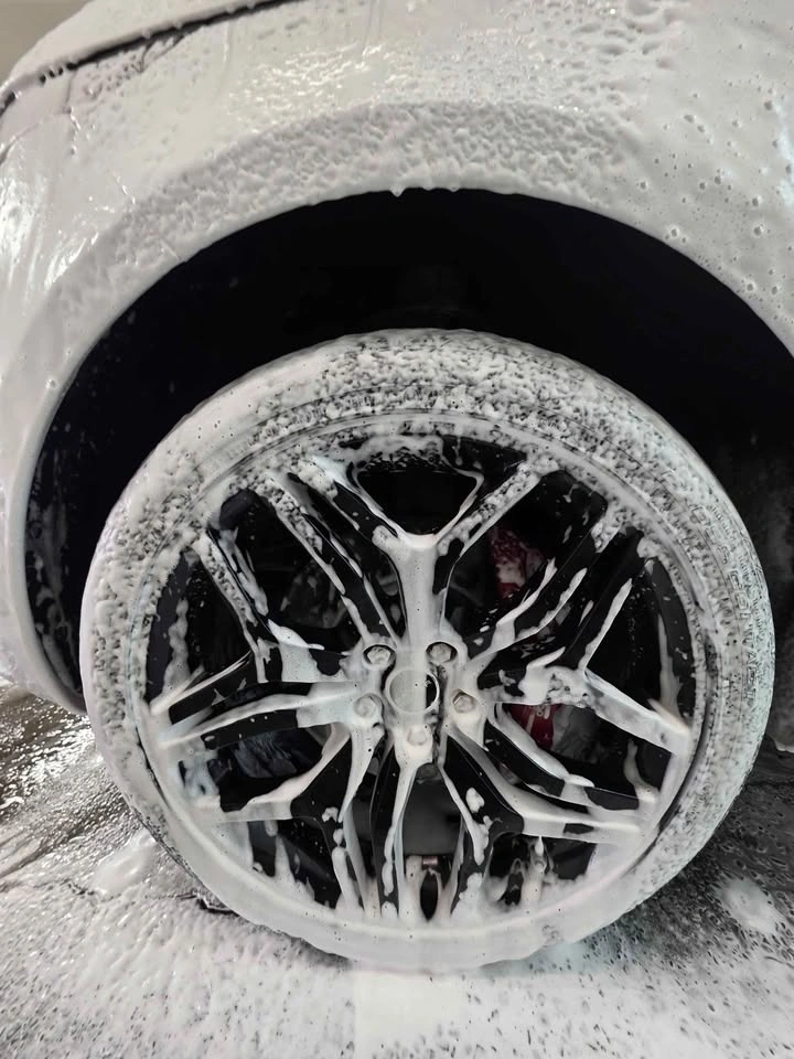 Car Detailing - photo 3