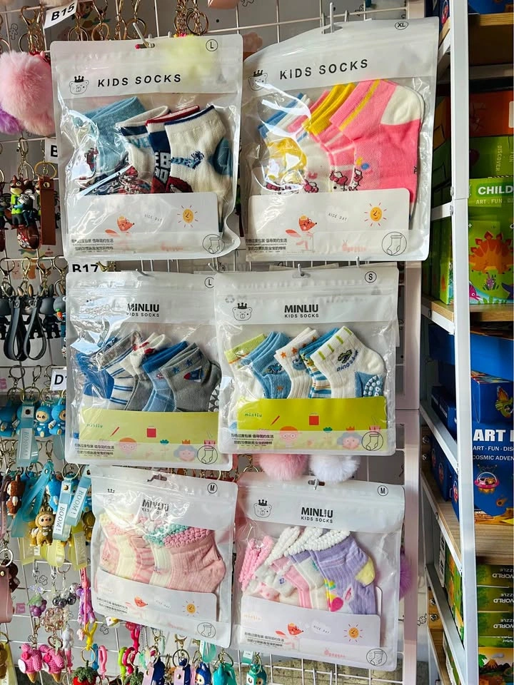 Non-Slip Cotton Socks – 5 Pairs/Pack – $8