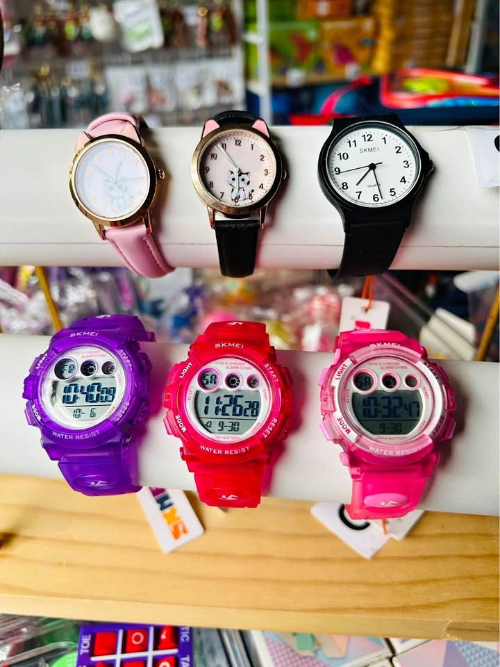 Girls watch - Brand new - Analog & Digital Watch
