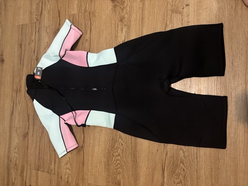 Women’s Shorty Wetsuit Size Small Black Pink Aqua - photo 2