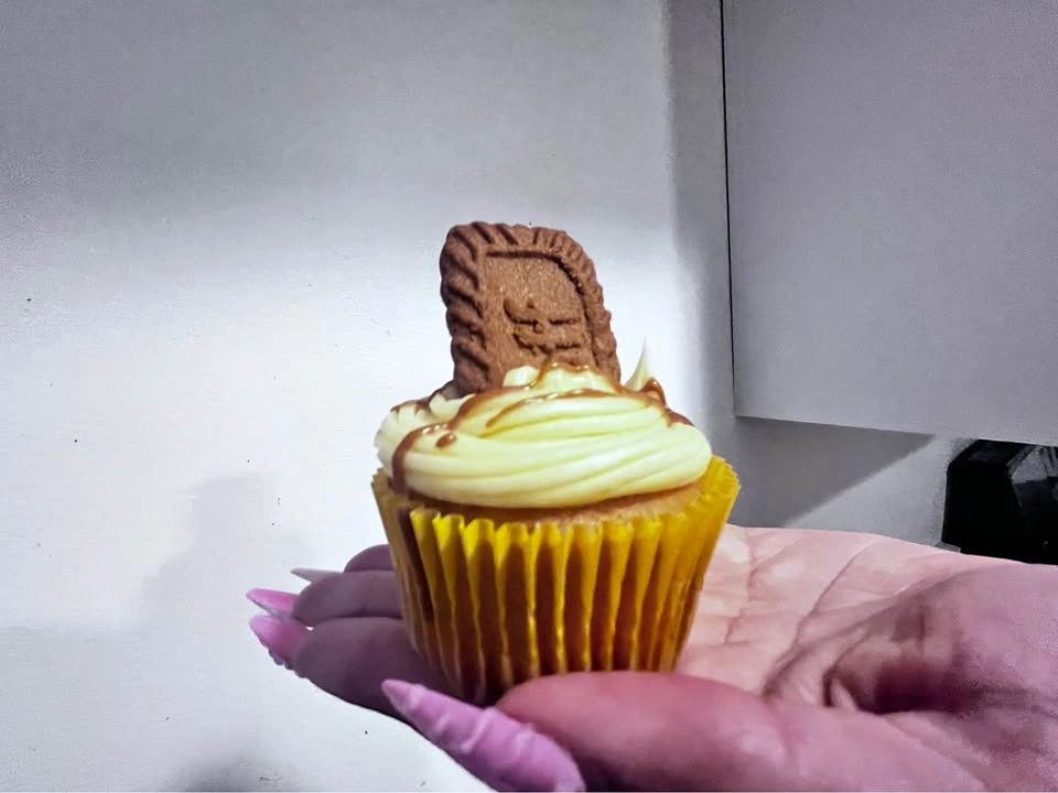 MeiMei’s Delicious Cupcakes! 🧁