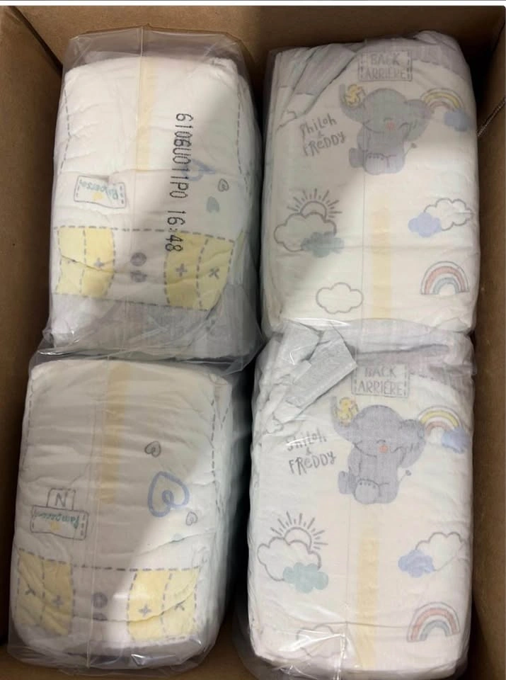 NEW Pampers Swaddlers Newborn Diapers Size 0 (136 Count) - photo 2