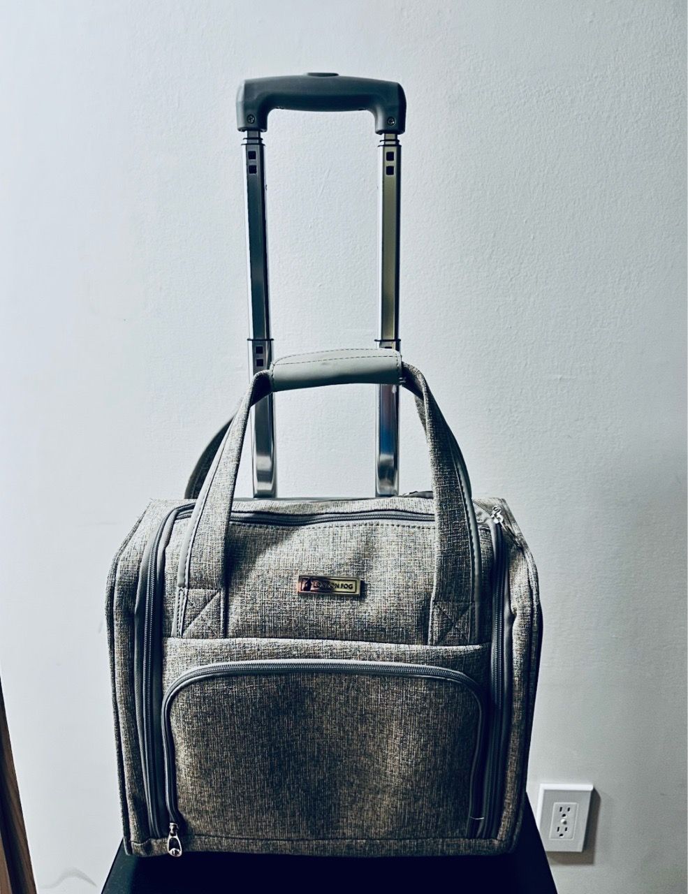 London Fog Rolling Underseat Luggage — Wheeled Carry-On - photo 2
