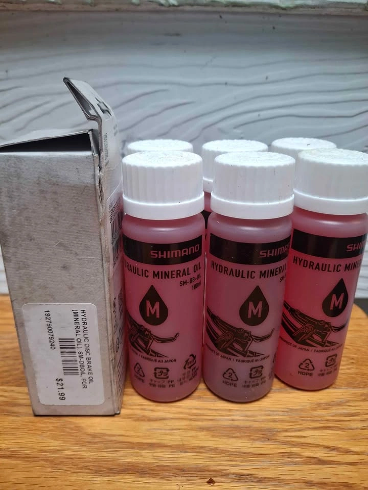 Shimano Hydraulic Mineral Oil SM-DB-OIL - photo 2