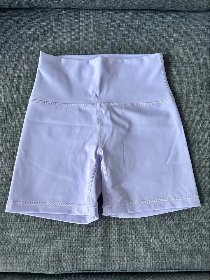 Aritzia Golden - Purple Biker Shorts (0)