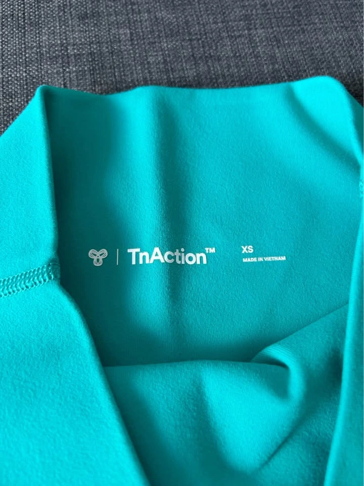 Aritzia TNA - Teal / Turquoise Biker Shorts (XS) - photo 2