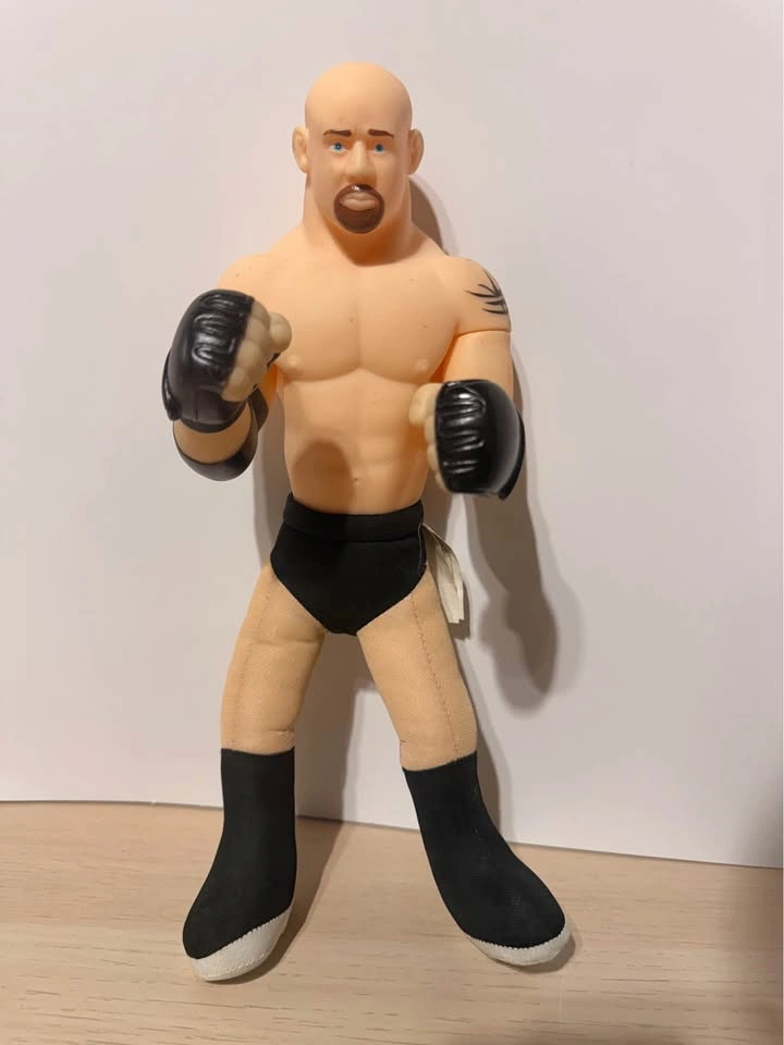 1999 WCW plush dolls - photo 2