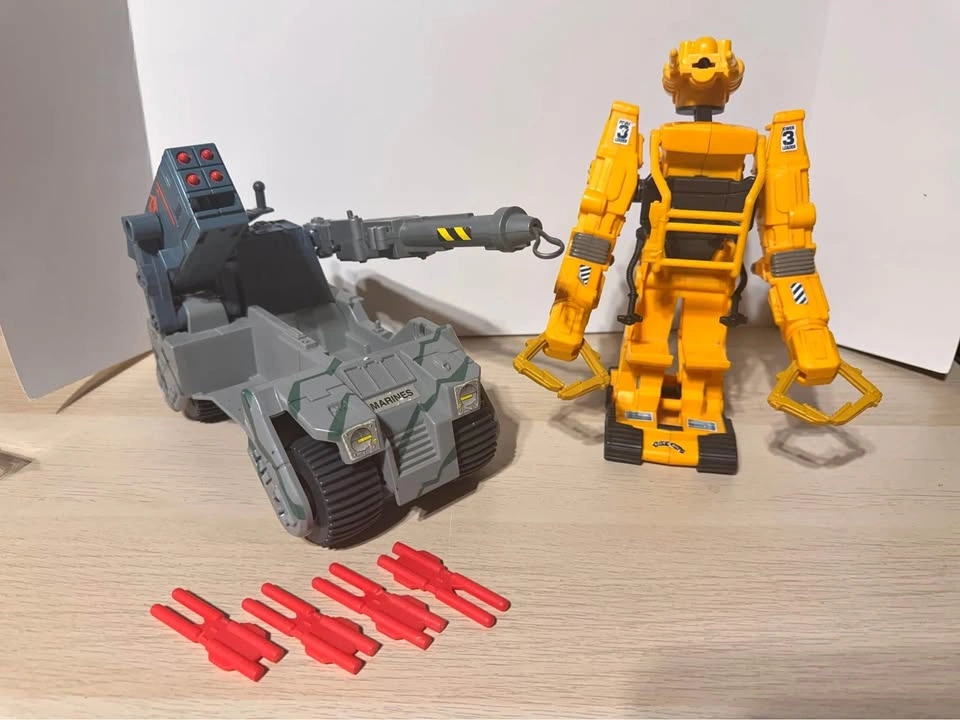 Kenner Aliens Vehicles