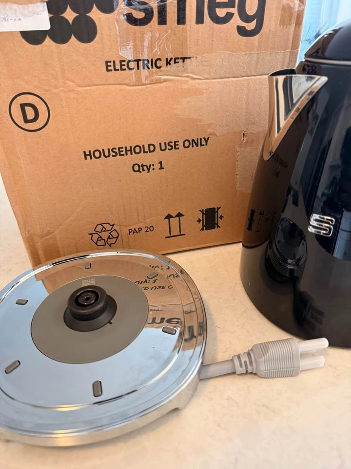 Smeg Electric Kettle 1.7L - photo 2