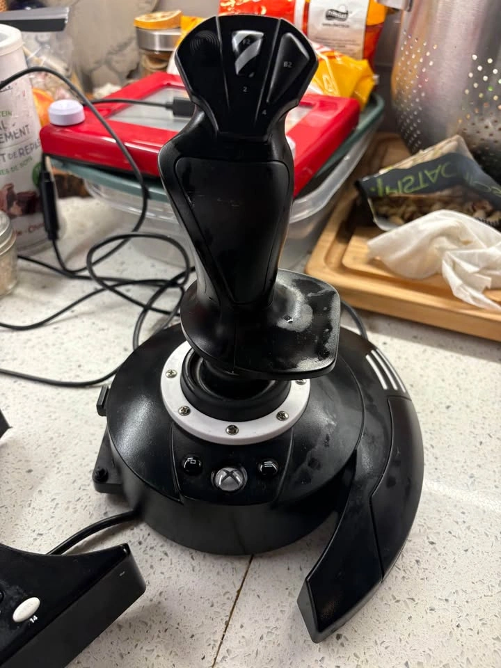Thrustmaster T.Flight HOTAS One Flight Stick + Throttle (for XBO - photo 3