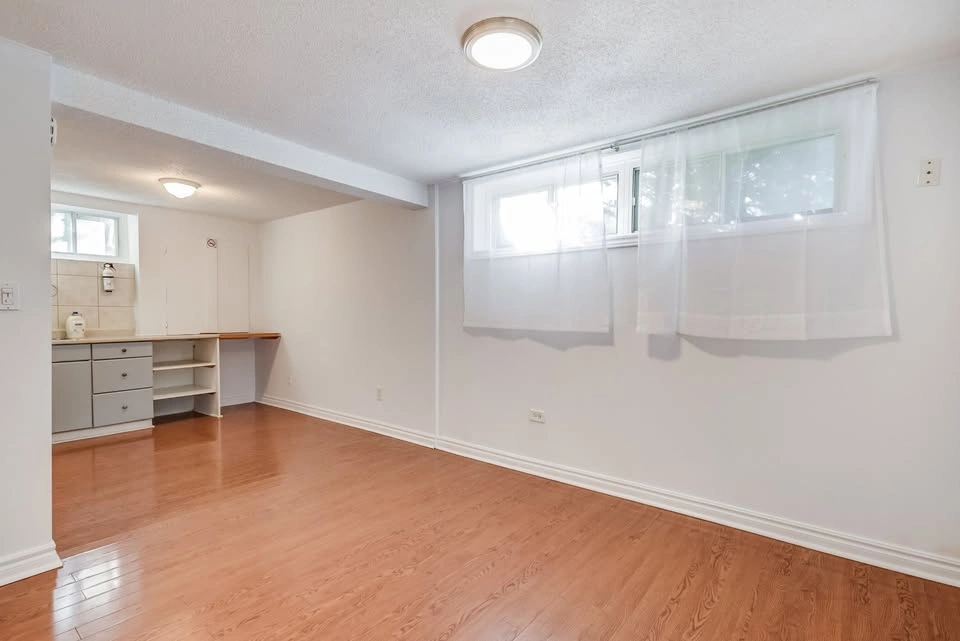 3 Beds 2 Baths - House - photo 3
