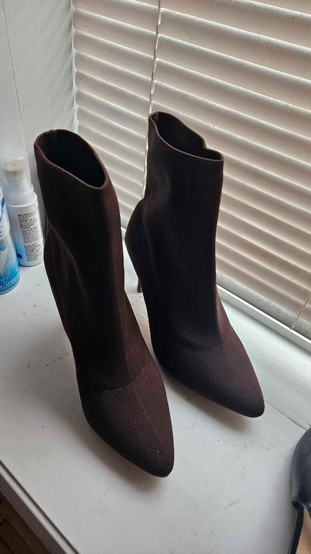 HEELS FOR WOMEN SIZE 9