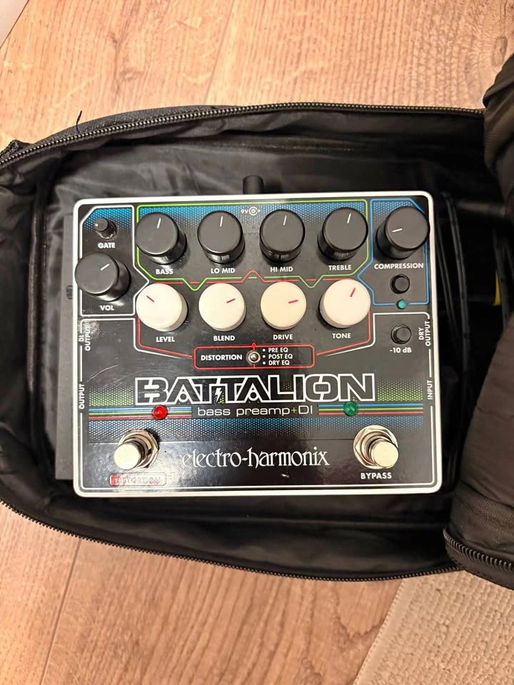 Electro-Harmonix EHX Battalion Bass Preamp + DI – Pristine Condi