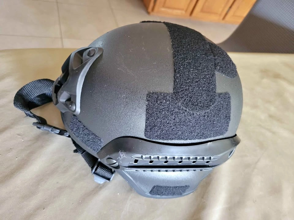 Tactical Helmet for Outdoor Sports, 54-62 cm
