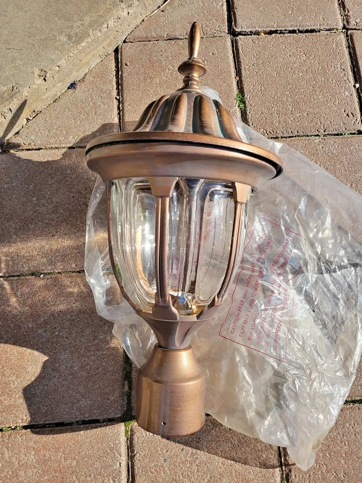 Die Cast Aluminum 20" Post Lights, Antique Bronze Finish