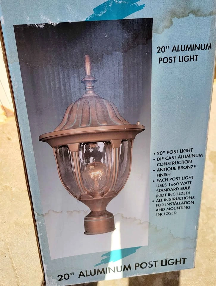 Die Cast Aluminum 20" Post Lights, Antique Bronze Finish - photo 2