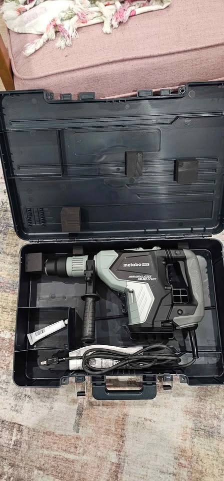 Metabo HPT 1-9/16" SDS-Max Rotary Hammer (DH40MEY) - photo 5