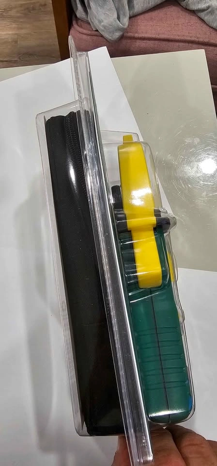Commercial Electric Digital Clamp Meter Model # CMM-2033 - photo 3