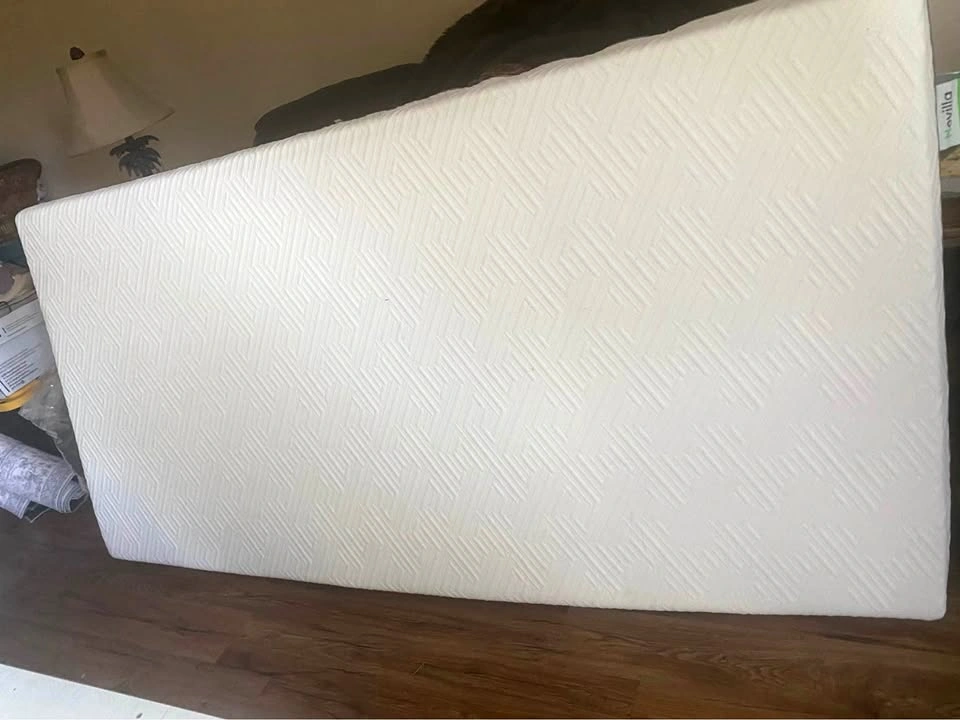 Novilla Twin XL Hybrid Memory Foam Mattress