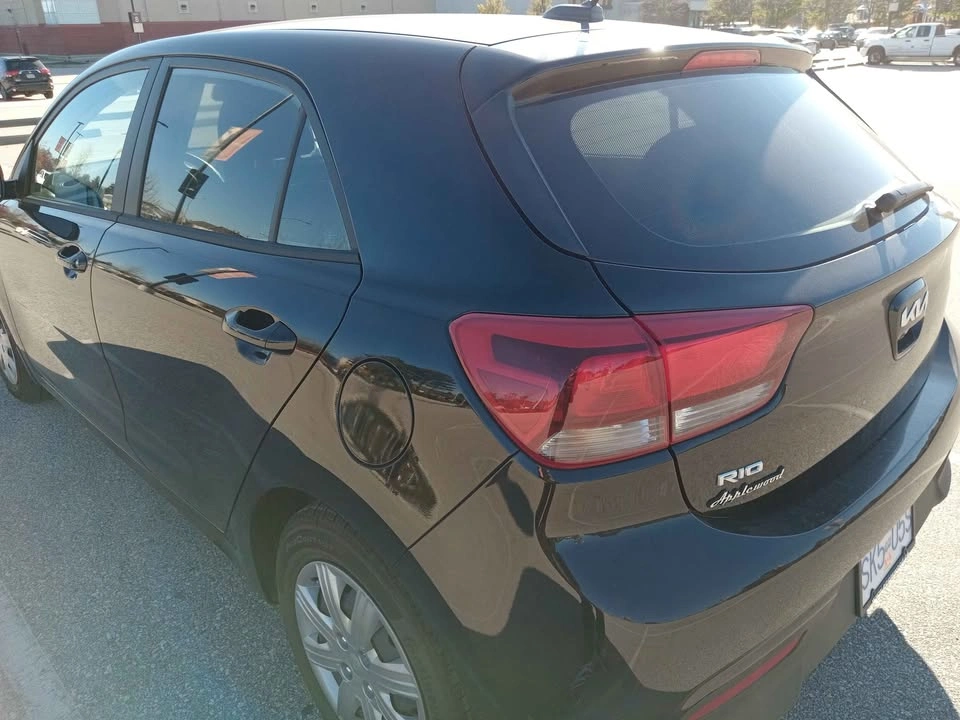 2023 Kia Rio - photo 2
