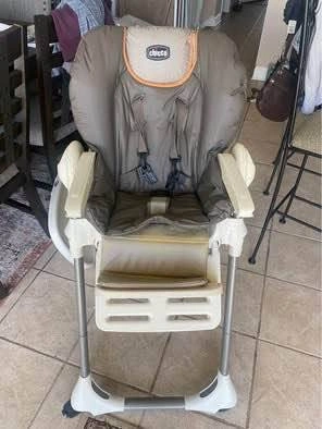 Chicco Polly Foldable High Chair - photo 2