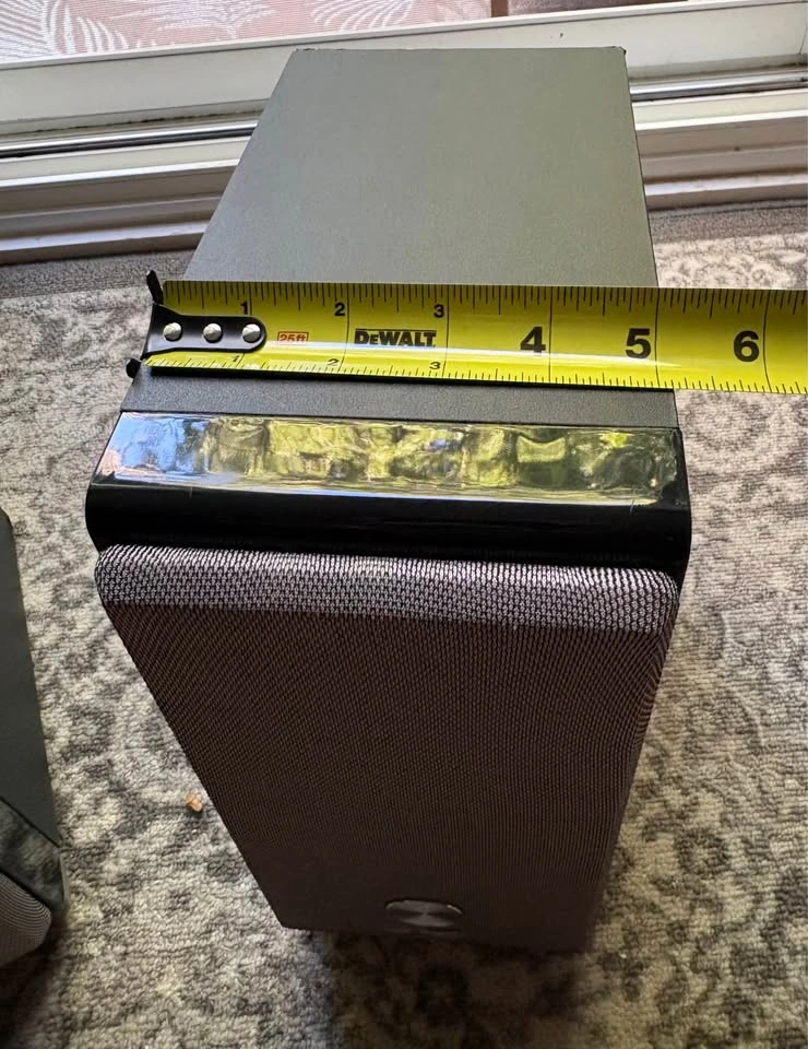 Pair of iLive Bookshelf Speakers with Built-in 4" Woofers - photo 5