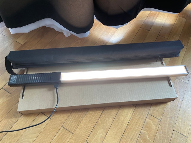 LUXCEO LED Stick Light with Remote