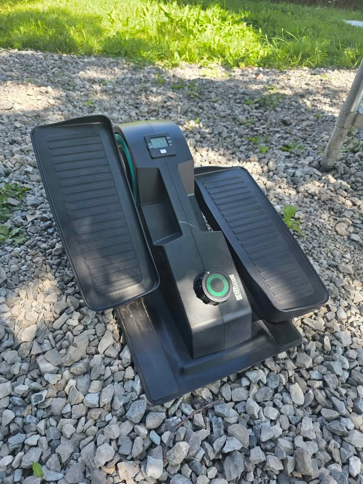 Cubii Under-Desk Elliptical For Sale! - photo 3