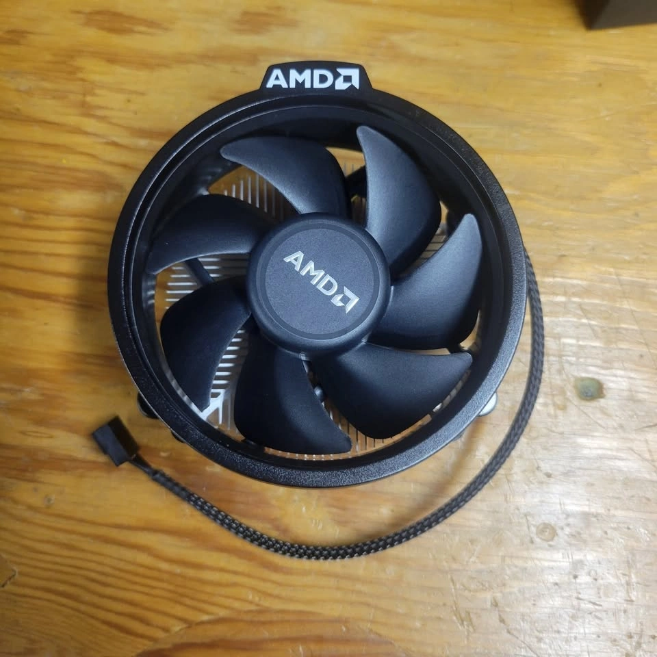 Ryzen Wraith Coolers - photo 2