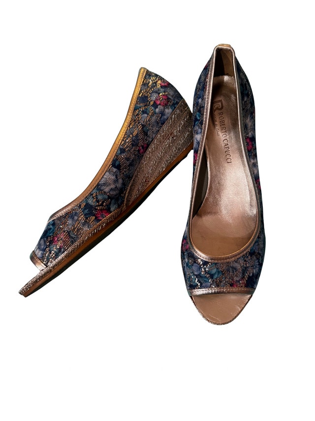 Roberto Capucci Floral Wedge Shoes - photo 2
