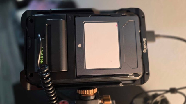 Atomos Ninja V 5" 4K Recorder Kit with SSD, Cage, and Extras - photo 2