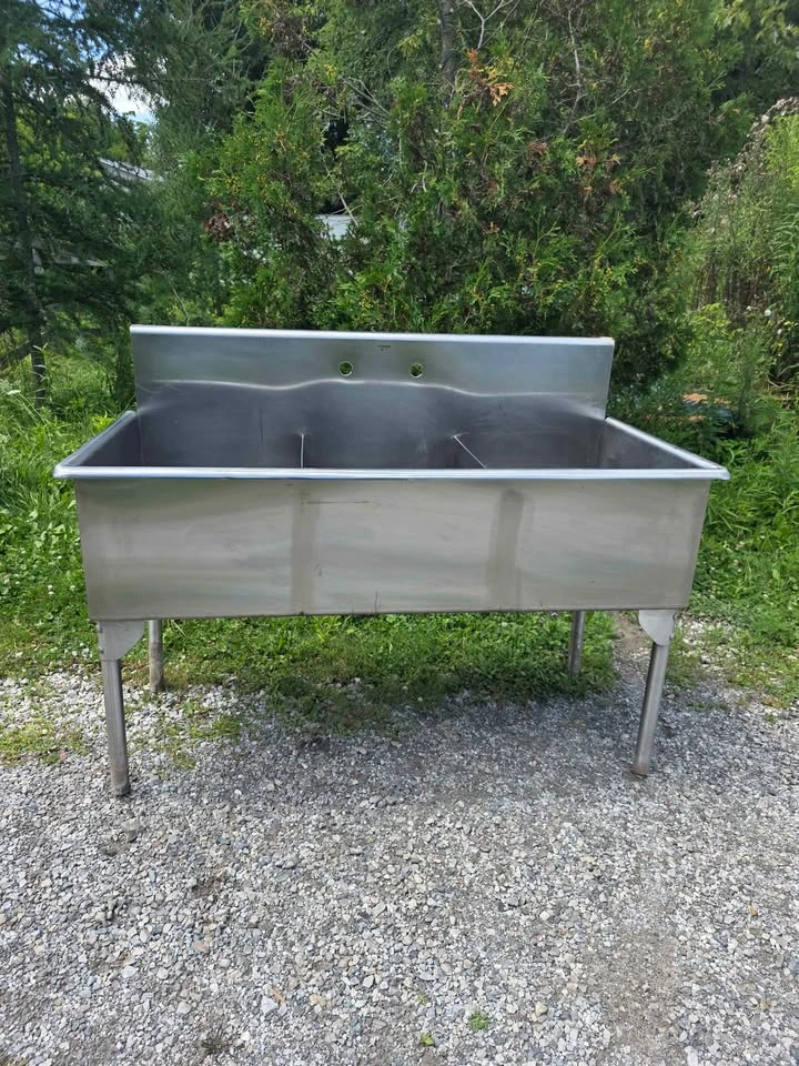 Commercial 3-Compartment Stainless Steel Sink For Sale! - photo 3