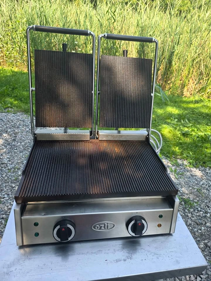Ozti Double Commercial Panini Grill For Sale! - photo 3