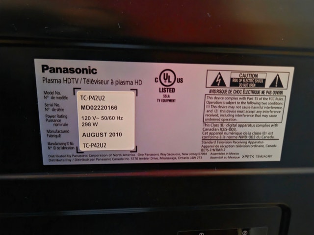 Panasonic 42 inch Plasma HDTV TC-P42U2 - Works, Remote Included - photo 2