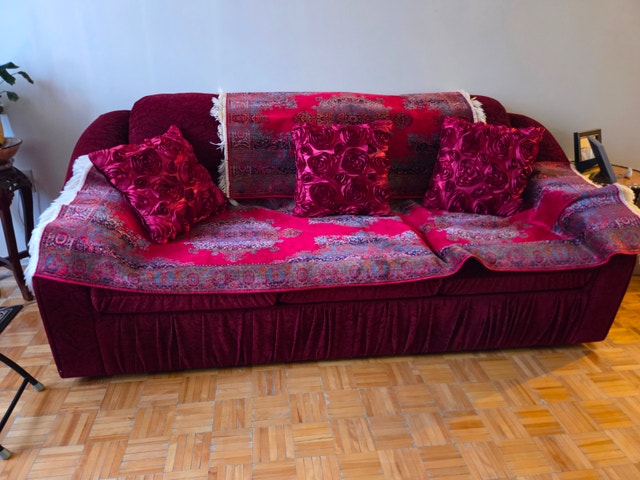 Vintage Burgundy Velvet 3-Seater Sofa Bed - Folds to Double Bed - photo 3