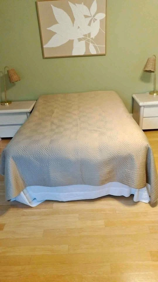 Gold guilted Bedspread for full size bed