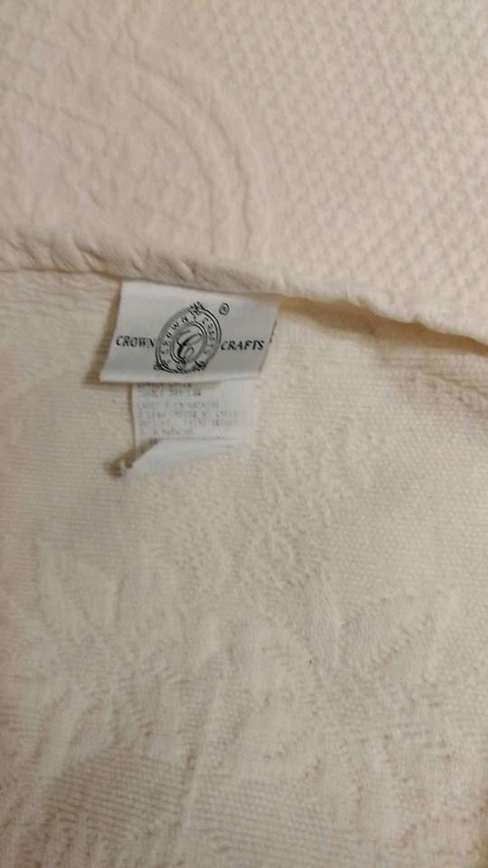 Bed Covering from Crown Crafts for Queen size bed - photo 2