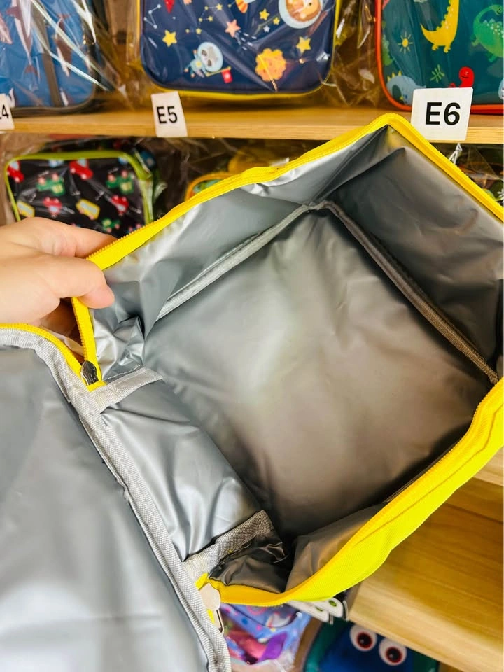 Boys Lunch Bag - Brand new - photo 2