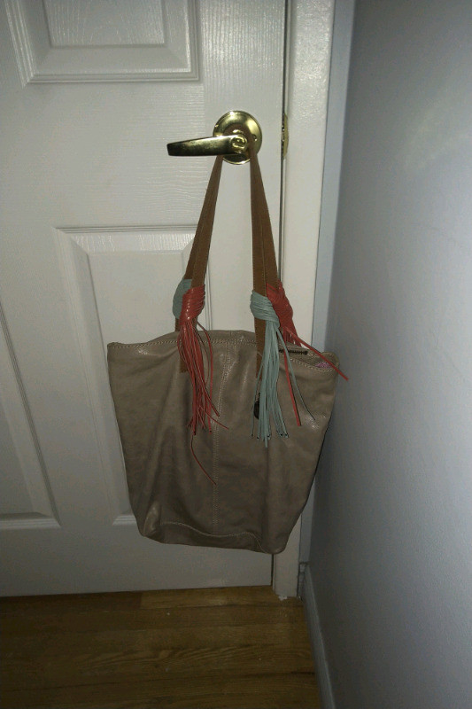 The sak tote